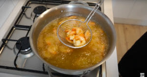 Crispy Shrimp Frying