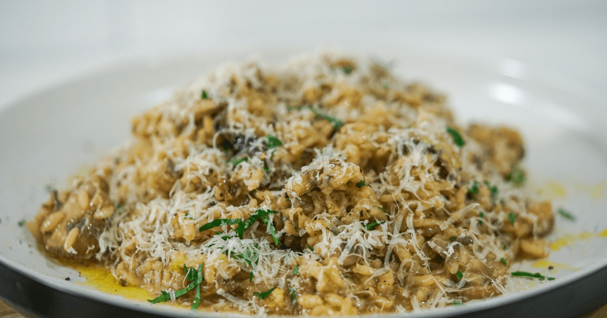 Creamy Garlic Mushroom Risotto